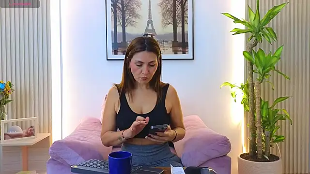 bella  adams online show from 07-28-26, 06:31