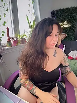 JennKenobi online show from 03-04-26, 03:40