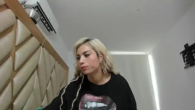 briana wonder69xxx online show from 05-01-26, 02:43