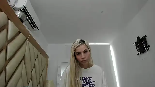 briana wonder69xxx online show from 05-06-26, 02:33