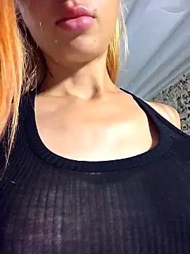 Snapshot of kylie_blck chatting on 10-07-25, 06:21 kylie blck online show from 10-07-25, 06:21