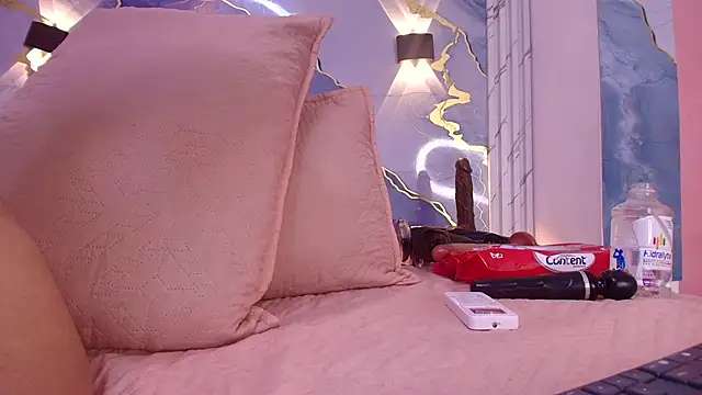 lorrayne  online show from 11-01-25, 12:18