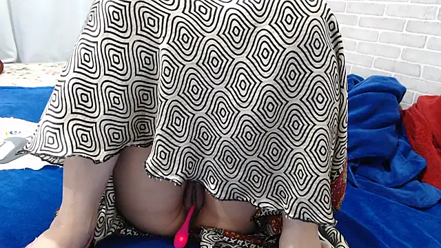 sweet luana online show from 07-27-26, 04:08