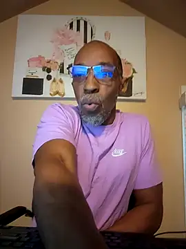 Snapshot of Lonelynudist59 chatting on 11-04-25, 12:04 Lonelynudist59 online show from 11-04-25, 12:04