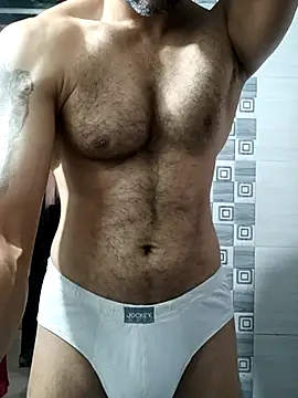 Snapshot of nihalxxx3 chatting on 03-05-25, 08:43 nihalxxx3 online show from 03-05-25, 08:43