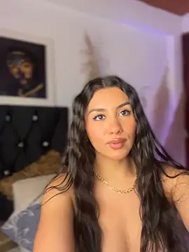 Snapshot of Ambar_pe_ chatting on 02-22-25, 03:23 Ambar pe online show from 02-22-25, 03:23