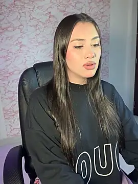 Snapshot of Ambar_pe_ chatting on 12-05-25, 02:42 Ambar pe online show from 12-05-25, 02:42