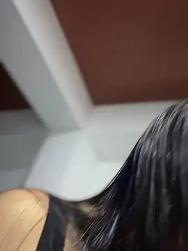 Snapshot of Ambar_pe_ chatting on 12-21-25, 02:51 Ambar pe online show from 12-21-25, 02:51