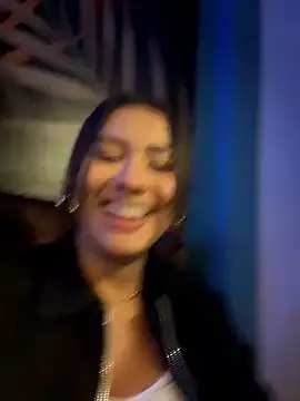 Snapshot of Ambar_pe_ chatting on 02-08-26, 03:43 Ambar pe online show from 02-08-26, 03:43