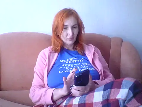 MssAngela online show from 10-19-25, 08:48