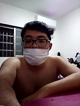 Snapshot of Japanesemask chatting on 05-04-26, 02:24 Japanesemask online show from 05-04-26, 02:24