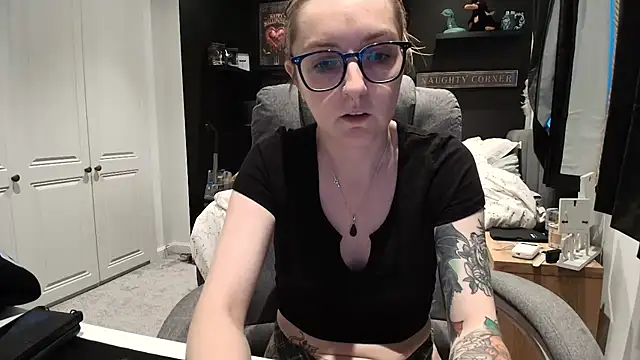 short sweetpea online show from 09-22-25, 05:59