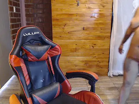 Hilarybunnyy online show from 03-14-26, 02:11