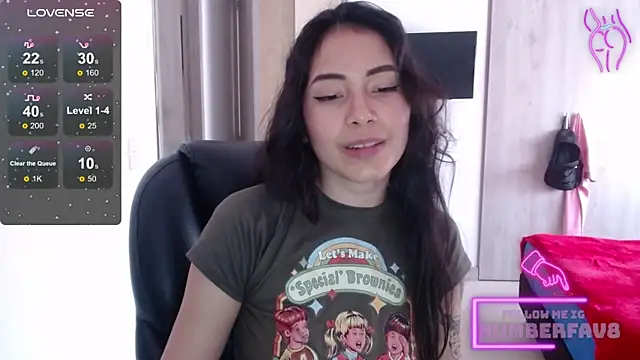 Snapshot of numberfav8 chatting on 12-17-24, 05:26 numberfav8 online show from 12-17-24, 05:26