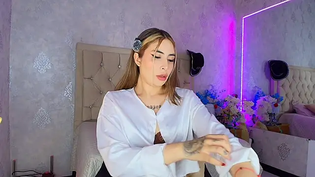 nini love01 online show from 07-10-26, 03:55