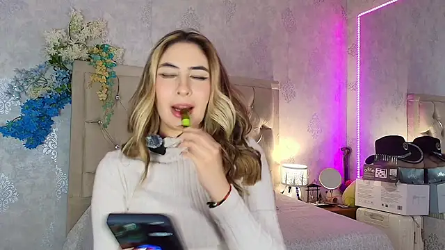 nini love01 online show from 07-23-26, 03:26