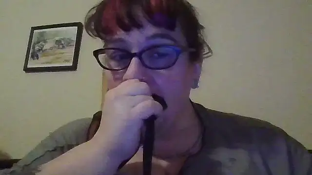 Snapshot of GothyBaby chatting on 02-18-25, 01:10 GothyBaby online show from 02-18-25, 01:10