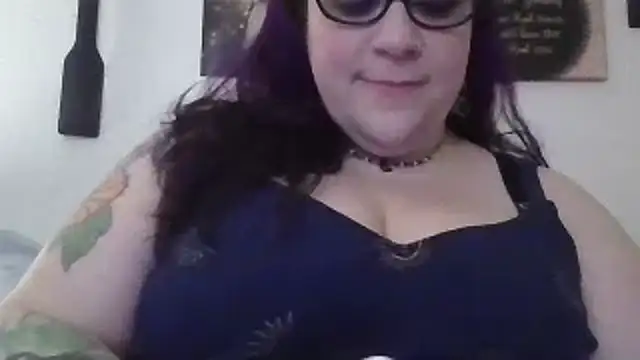 Snapshot of GothyBaby chatting on 02-26-26, 04:00 GothyBaby online show from 02-26-26, 04:00