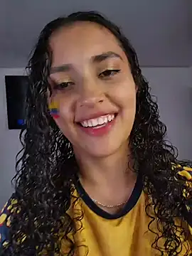 Lucy Marin online show from 06-18-26, 03:27