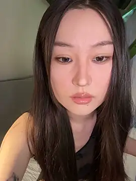 Snapshot of sphynx-_- chatting on 09-10-25, 01:33 sphynx- - online show from 09-10-25, 01:33