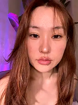 Snapshot of sphynx-_- chatting on 09-29-25, 11:15 sphynx- - online show from 09-29-25, 11:15