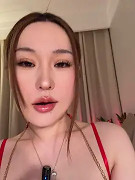Snapshot of sphynx-_- chatting on 04-09-26, 01:49 sphynx- - online show from 04-09-26, 01:49