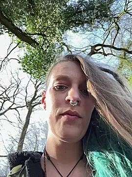 MenaDreadfull online show from 03-06-26, 12:34