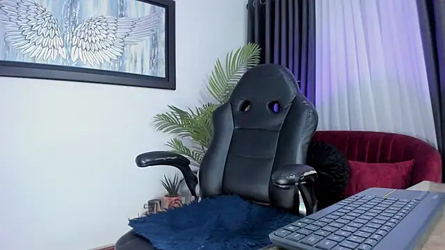 Amaia Bushida online show from 03-20-25, 05:13