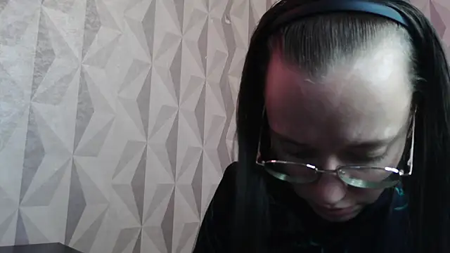 Snapshot of Aelita_bb chatting on 11-09-25, 04:05 Aelita bb online show from 11-09-25, 04:05