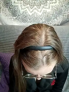 Snapshot of Aelita_bb chatting on 12-16-25, 12:10 Aelita bb online show from 12-16-25, 12:10