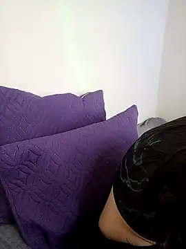 Snapshot of Aelita_bb chatting on 02-12-26, 10:43 Aelita bb online show from 02-12-26, 10:43