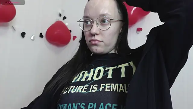 Snapshot of Aelita_bb chatting on 02-17-26, 06:03 Aelita bb online show from 02-17-26, 06:03