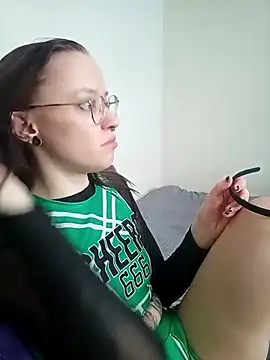 Snapshot of Aelita_bb chatting on 02-26-26, 10:14 Aelita bb online show from 02-26-26, 10:14