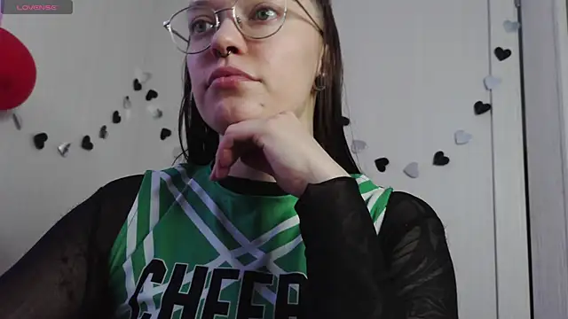 Snapshot of Aelita_bb chatting on 02-27-26, 01:55 Aelita bb online show from 02-27-26, 01:55