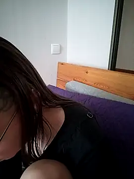 Snapshot of Aelita_bb chatting on 03-10-26, 08:52 Aelita bb online show from 03-10-26, 08:52