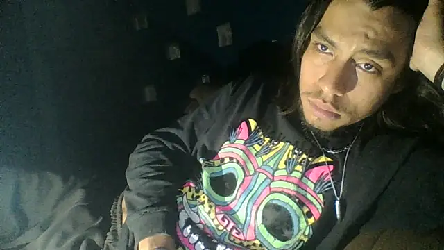 AlexAlejandro13 online show from 04-10-26, 07:13