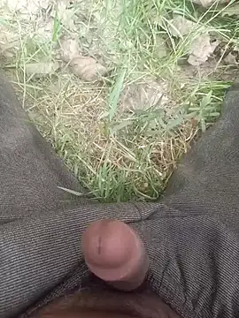 FinableKnee online show from 10-25-25, 05:37