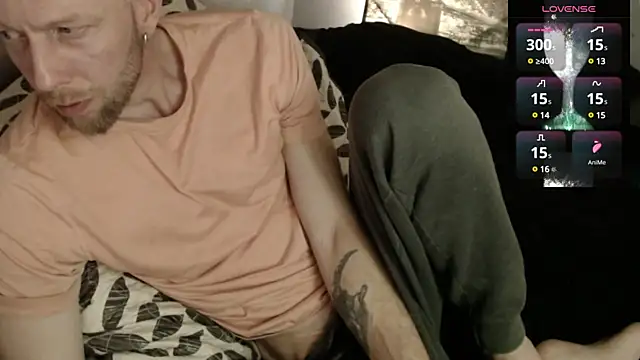 MaxRouger online show from 03-12-25, 04:19