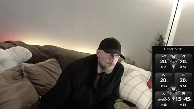 MaxRouger online show from 12-05-25, 06:44