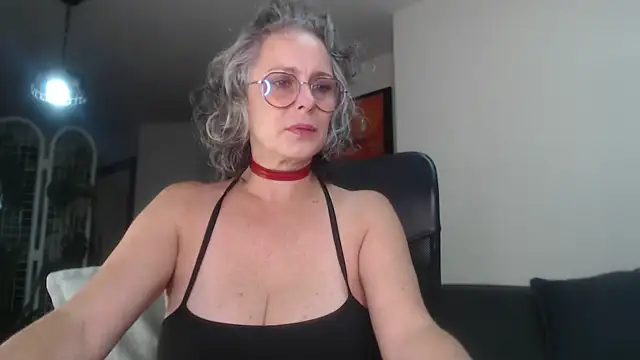 Snapshot of Pinkboobie chatting on 02-09-25, 06:58 Pinkboobie online show from 02-09-25, 06:58