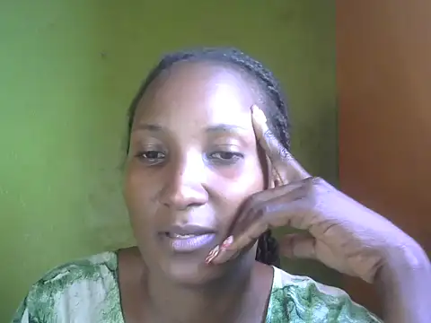 Snapshot of Athena_2019 chatting on 01-13-26, 10:31 Athena 2019 online show from 01-13-26, 10:31