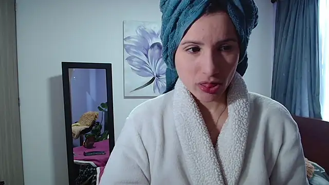 vanessabrown  online show from 02-20-25, 12:57