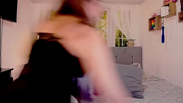 vanessabrown  online show from 06-15-26, 04:09