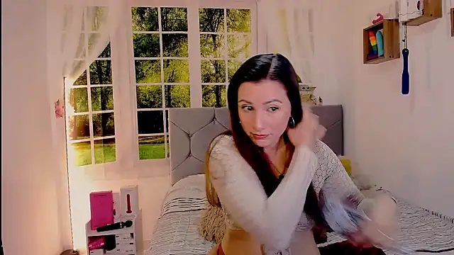 Snapshot of vanessabrown_ chatting on 06-17-26, 03:57 vanessabrown online show from 06-17-26, 03:57