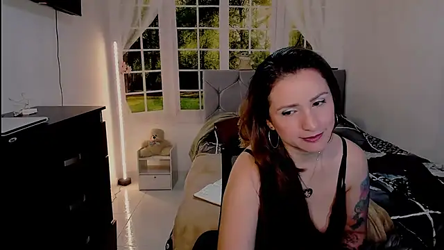Snapshot of vanessabrown_ chatting on 07-11-26, 06:43 vanessabrown online show from 07-11-26, 06:43