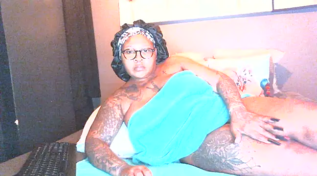 Snapshot of PearlSexxy69 chatting on 03-03-25, 08:21 PearlSexxy69 online show from 03-03-25, 08:21