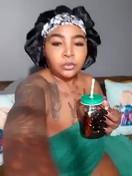 Snapshot of PearlSexxy69 chatting on 03-04-25, 08:38 PearlSexxy69 online show from 03-04-25, 08:38