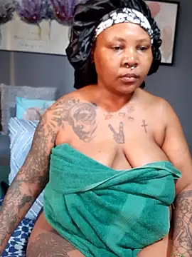 Snapshot of PearlSexxy69 chatting on 03-09-25, 03:49 PearlSexxy69 online show from 03-09-25, 03:49