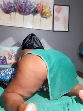 Snapshot of PearlSexxy69 chatting on 03-17-25, 01:46 PearlSexxy69 online show from 03-17-25, 01:46