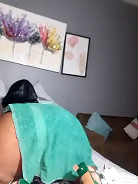 Snapshot of PearlSexxy69 chatting on 03-20-25, 03:56 PearlSexxy69 online show from 03-20-25, 03:56